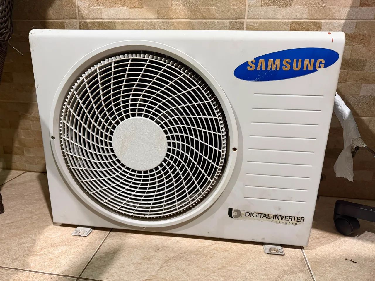 Ar condicionado 