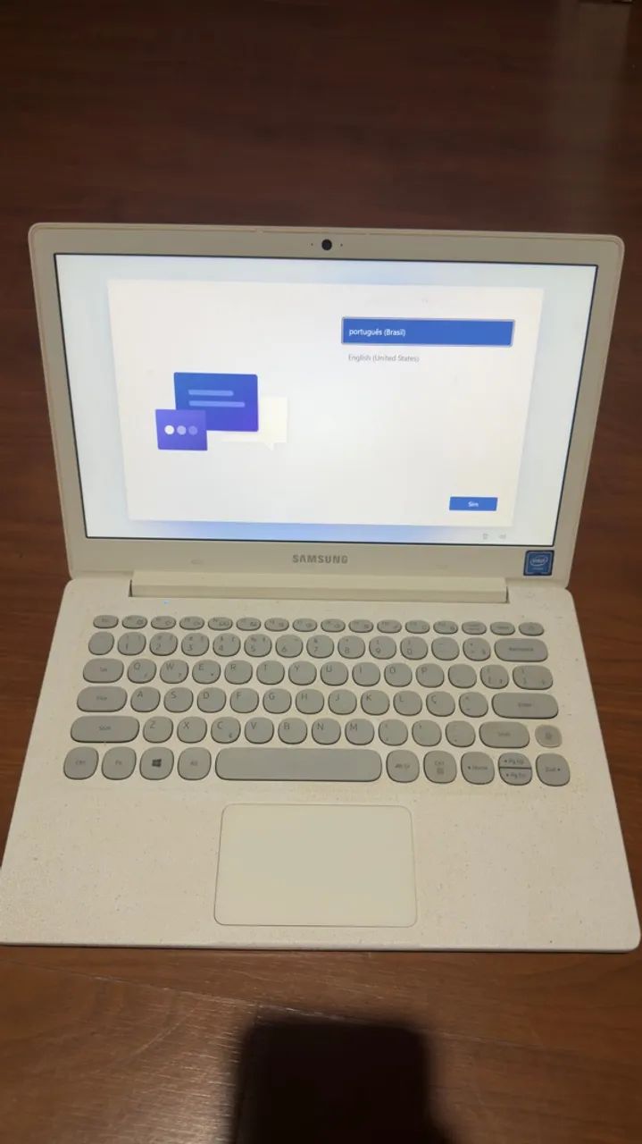 Notebook Samsung F30 