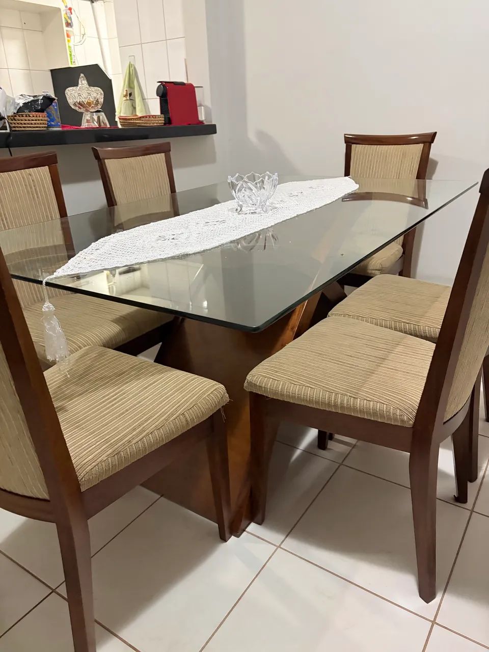 Mesa de Jantar de Vidro com 6 Cadeiras - Excelente Estado - Foto 3