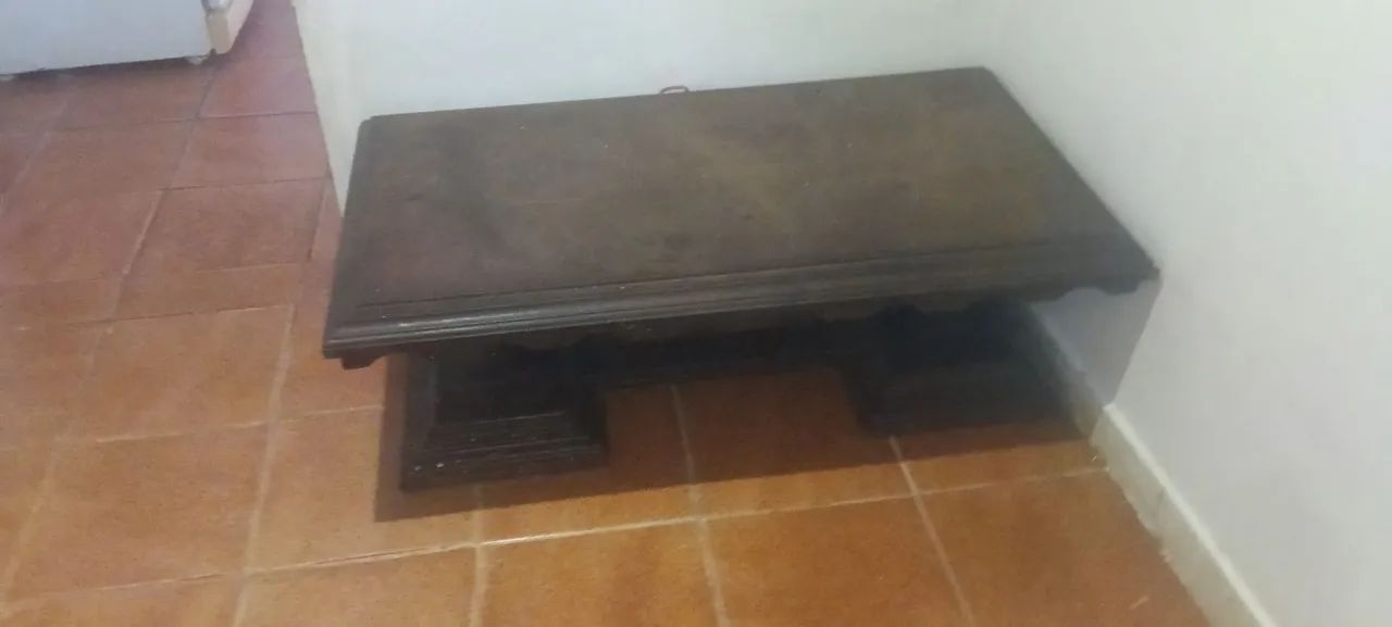 Mesa de centro de madeira 
