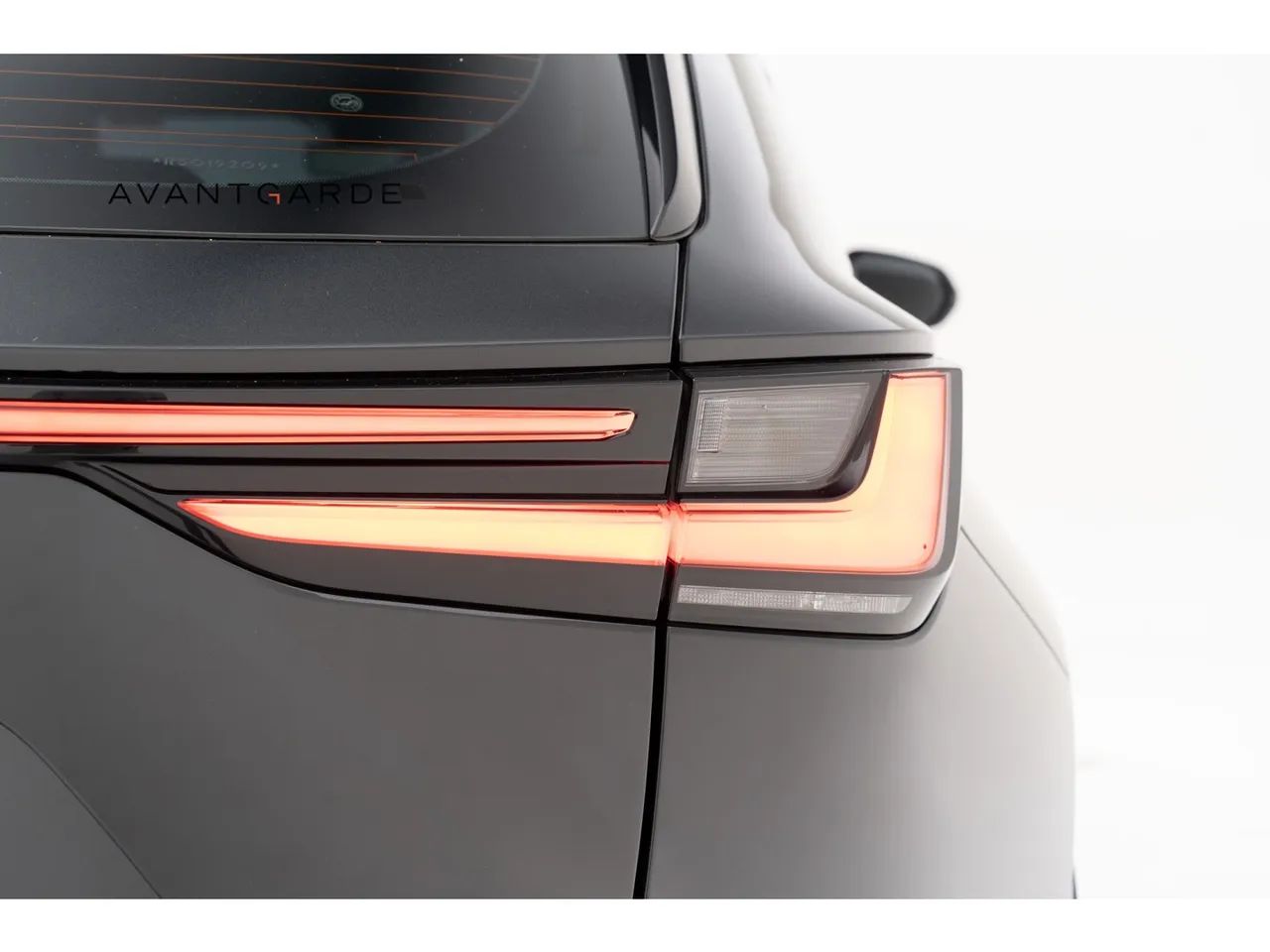 Lexus NX-350h F-sport 2.5 16V Aut. (hybrid), foto 8 de 20