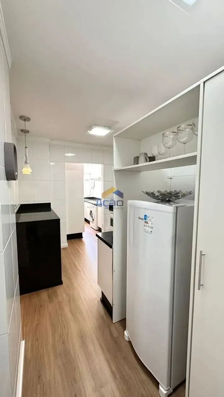 Apartamento Mobiliado Com 01 suíte + 02 dormitórios no bairro Braia Brava em Itajaí/SC - Foto 12