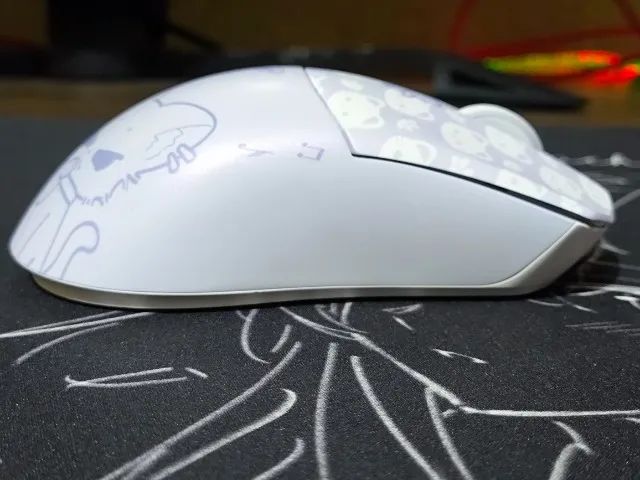 Mouse WL Huan Nekko 3950HS 8000hz 48gr Magnesio - Periféricos e