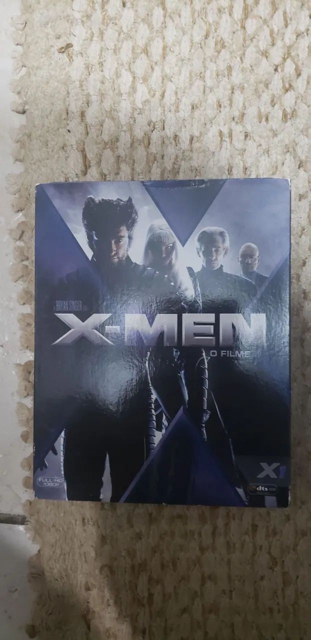 Trilogia X-Men 1,2, e 3 - 6 discos  bluray com luvas - Foto 5