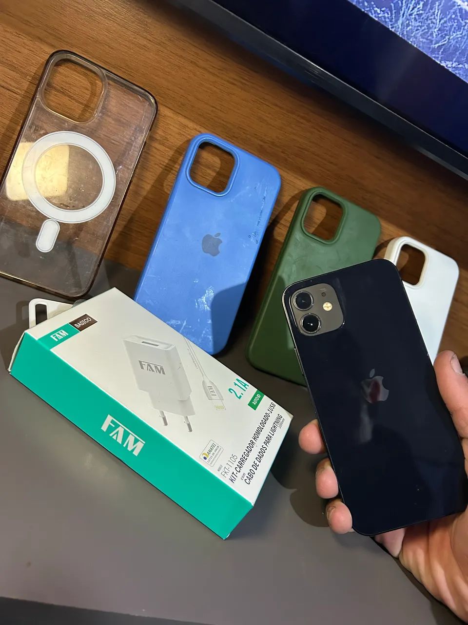 iPhone 12 64 gigas  - Foto 2