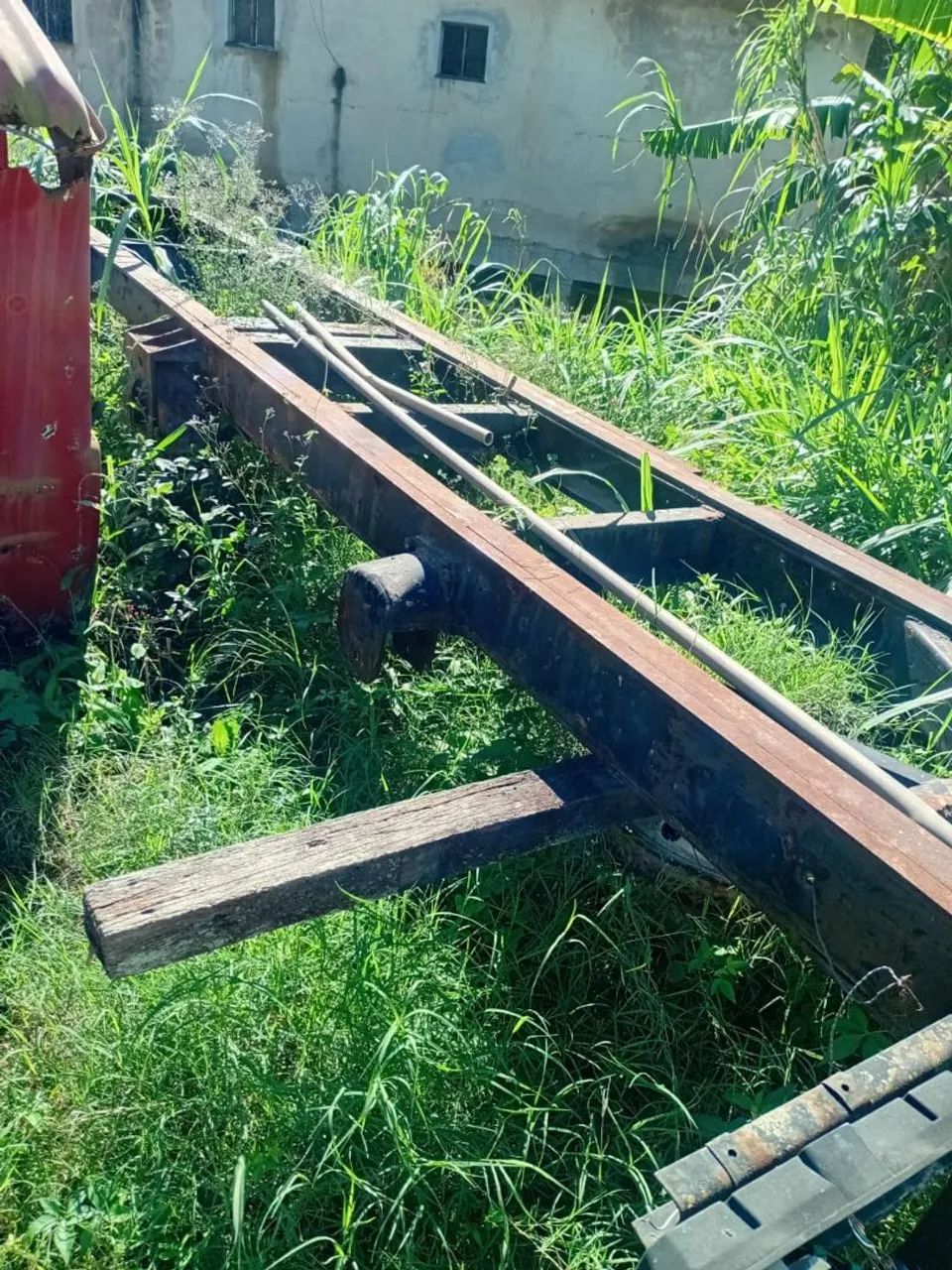 Vendo chassi com cabine,  documentado e recibo aberto.  - Foto 5