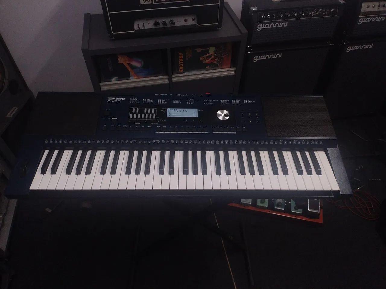 Teclado Roland EX30 - Foto 2