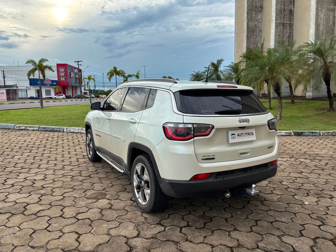 Jeep Compass Longitude 2.0 4X4 Dies. 16V Aut. 2019 - Foto 5