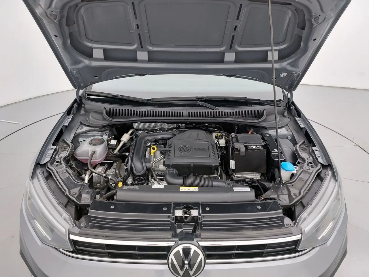 Volkswagen Virtus Highline 200 TSI 1.0 Flex 12V Aut, foto 9 de 12
