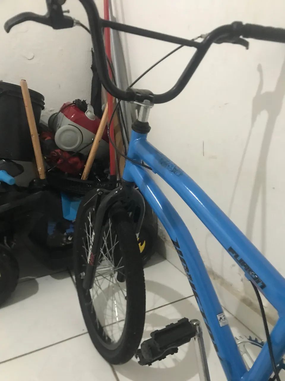 Bicicleta bmx semi nova - Foto 2