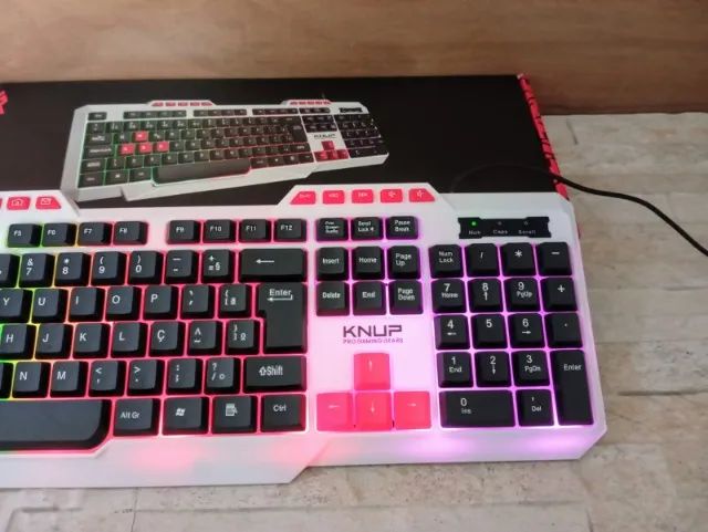 Teclado Gamer Semi Mecânico Led RGB Iluminado Com Fio USB - Foto 4