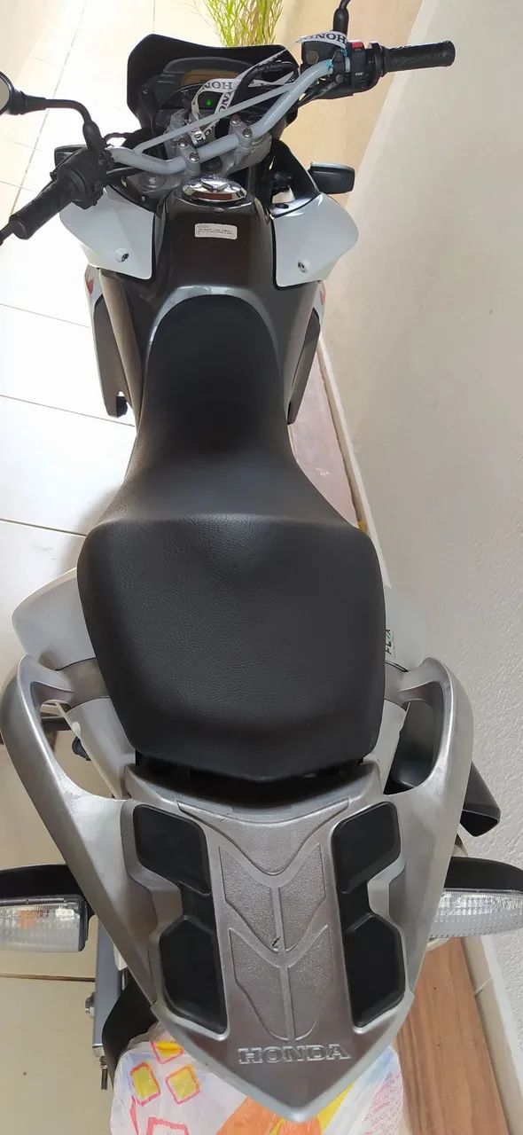 XRE 300 - Foto 2