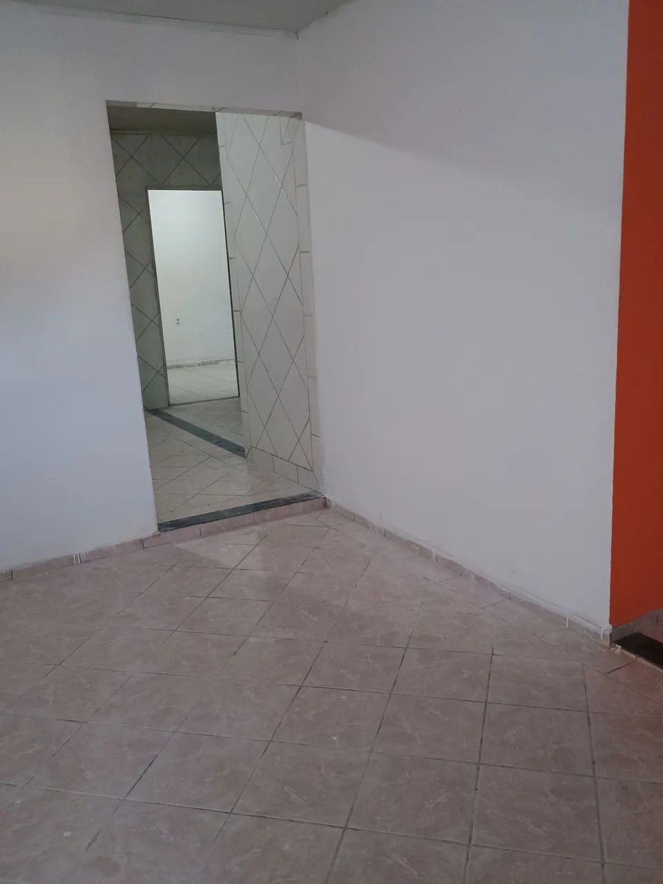 Aluga-se uma casa no margarida Procópio quadra p número 14