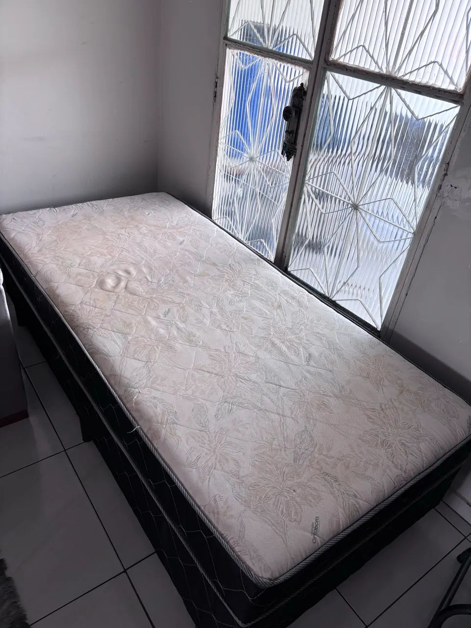 Vendo cama box solteiro  - Foto 4