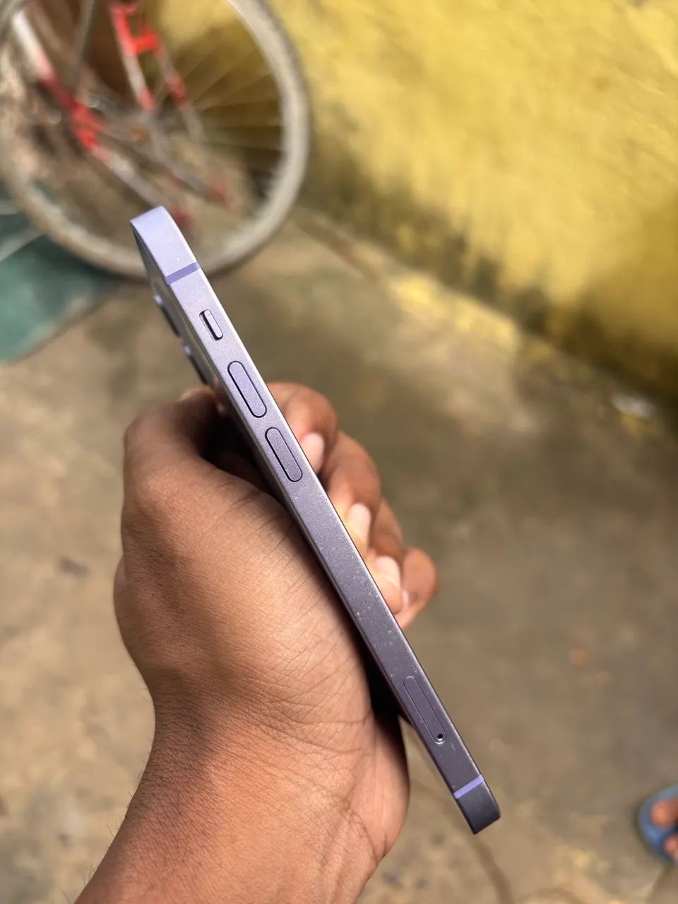 iPhone 12 64GB - Foto 2