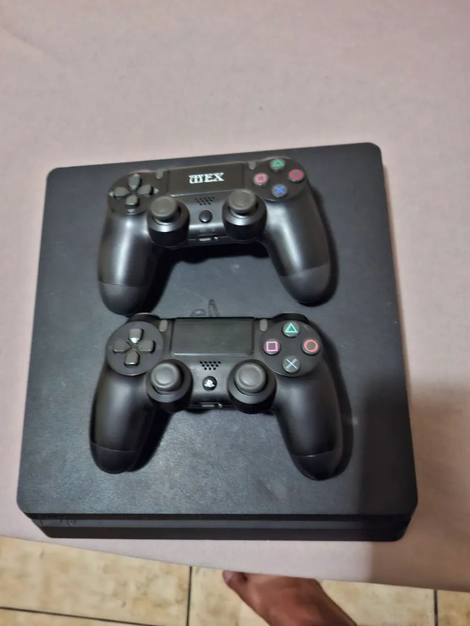 PlayStation 4 1TB - Foto 2