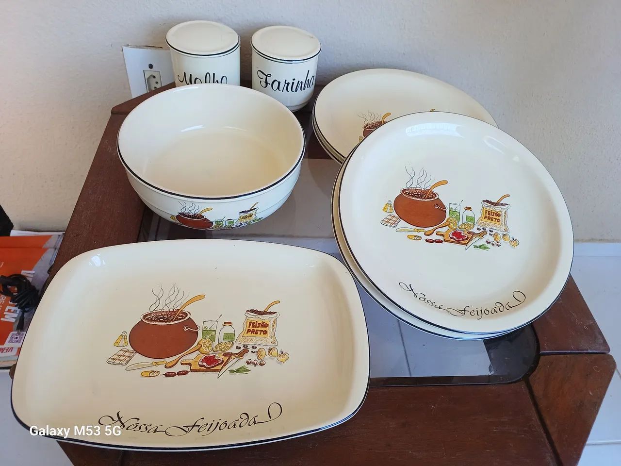 JOGO DE FEIJOADA DE PORCELANA
