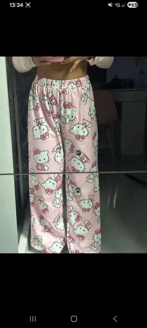 Calça da Hello Kitty serve M e G - Foto 2