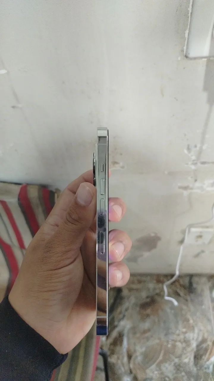 IPhone 13 Pro 128g - Foto 5