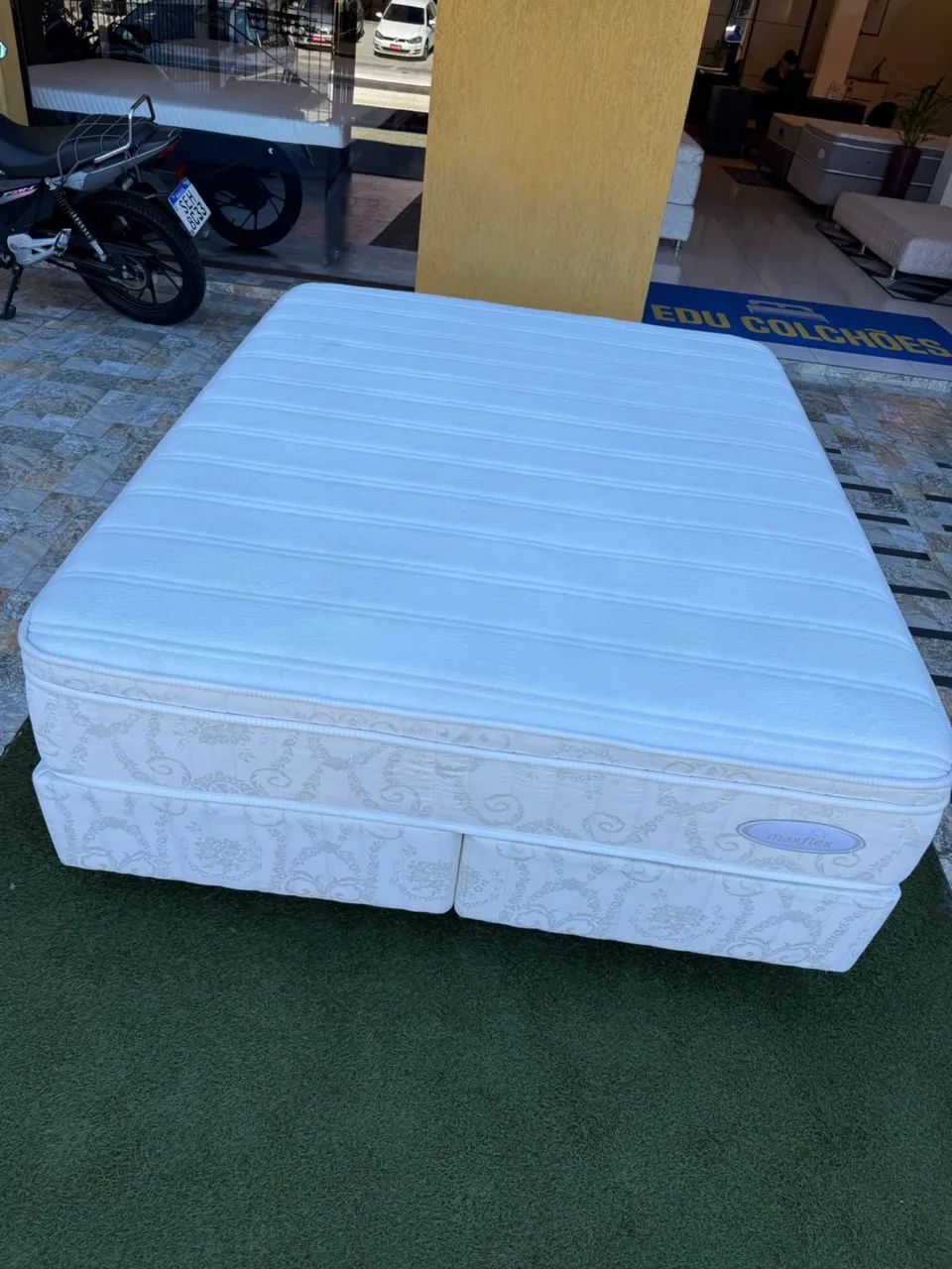 Cama box QUEEN MAXFLEX COM COLCHÃO QUEEN MAXFLEX - Entrego!  - Foto 3