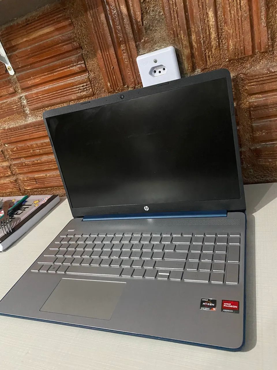 Laptop Hp 15,6 Fhd Amd R5-5500u 8 Gb De Ram 256 Gb Ssd Windows