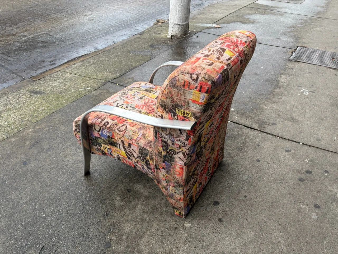 Poltrona decorativa retro estilo jornal - Foto 4