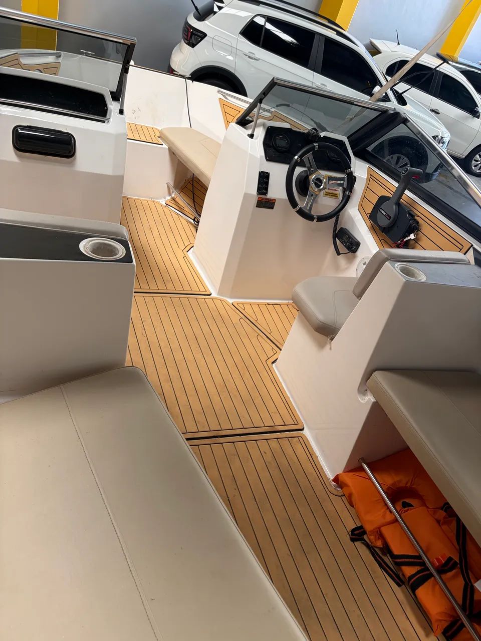 LANCHA VENTURA 2025 - Foto 4