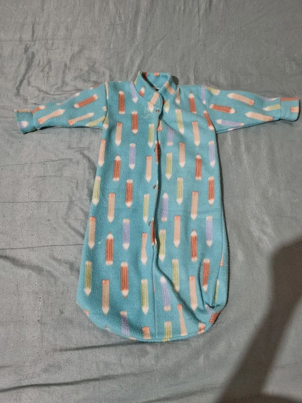 Roupas de bebe nova +1 Sting de vestir preto pra carregar bebe no colo+ saco de dormir e c - Foto 3