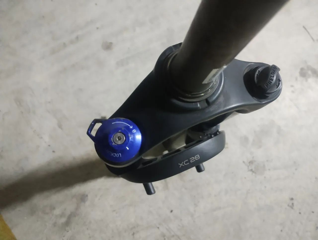 Rock shox aro 26   - Foto 4