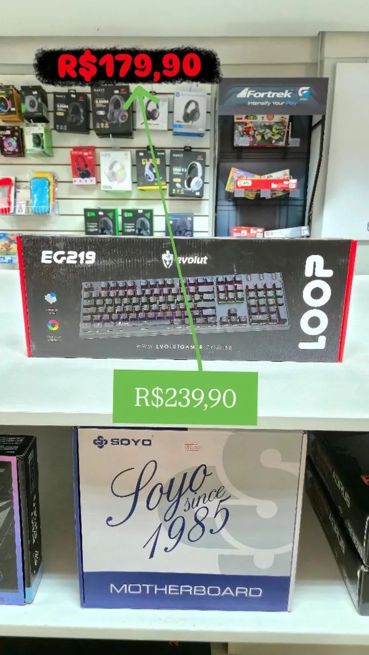Teclados Gamers variados 
