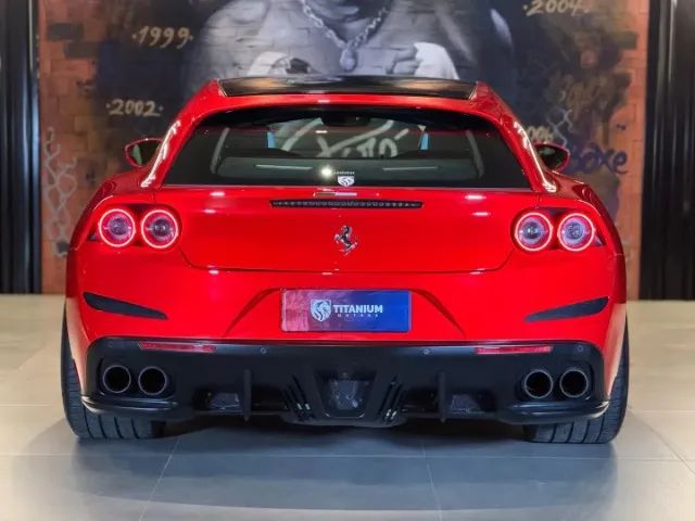 Ferrari GTC4 LUSSO 6.3 V12 690cv, foto 12 de 13