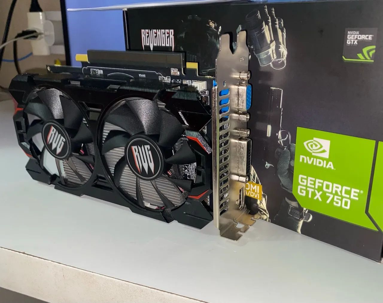 GTX 750, 4 GB - Foto 3