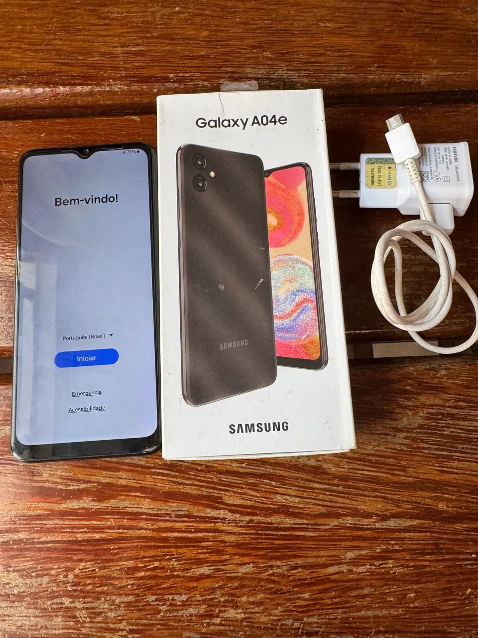 Galaxy A04e novo com nota fiscal, caixa e todos acessórios  - Foto 2