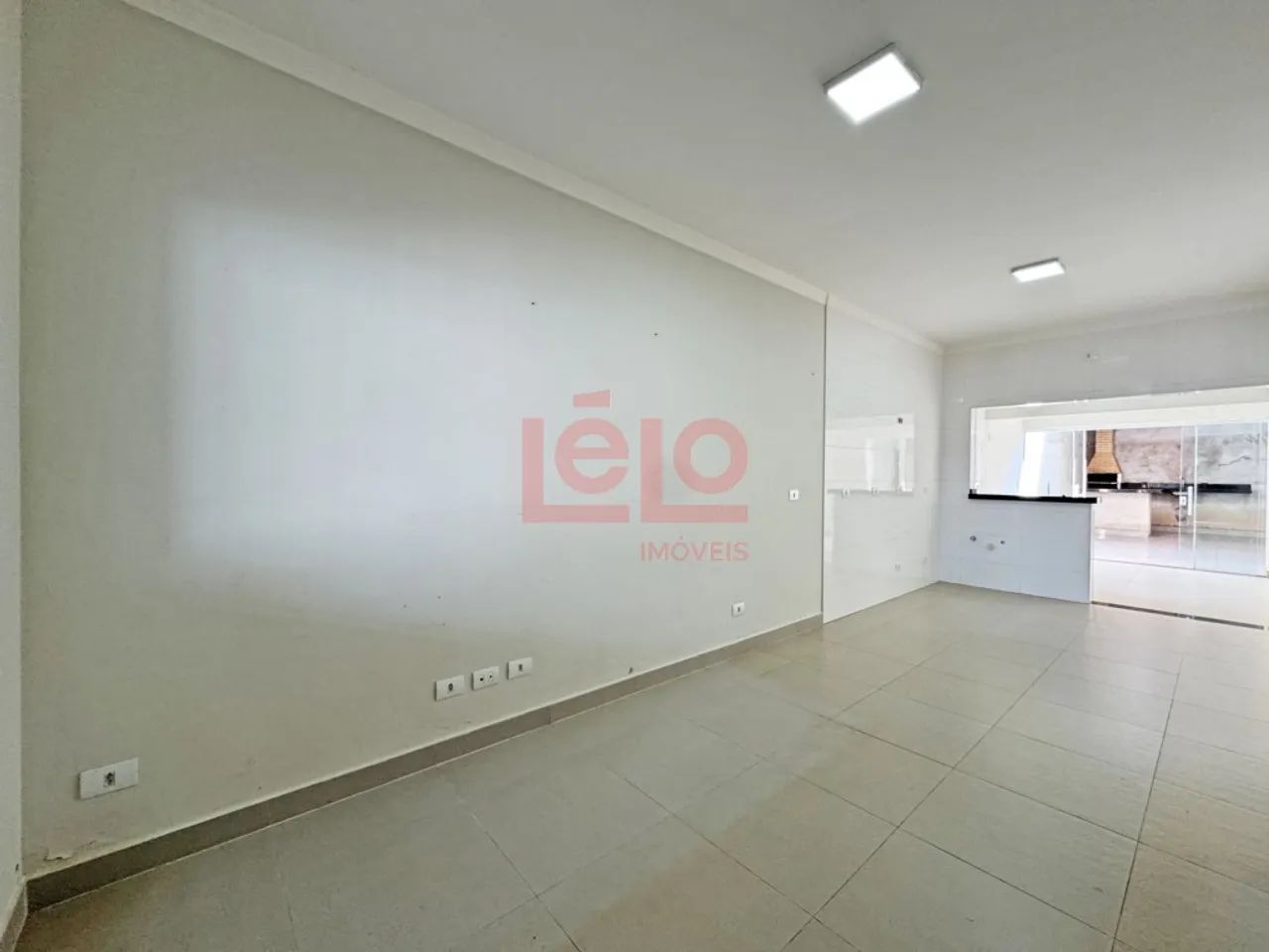 Casa 2 quartos - Suíte - Area gourmet com churrasqueira - Foto 5