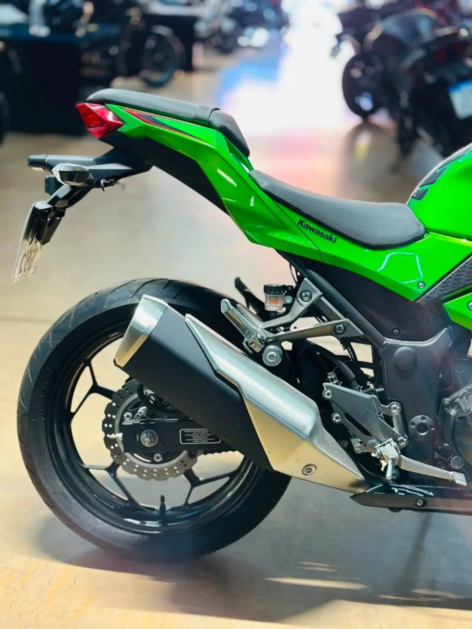 NINJA 300 2024 - Foto 3
