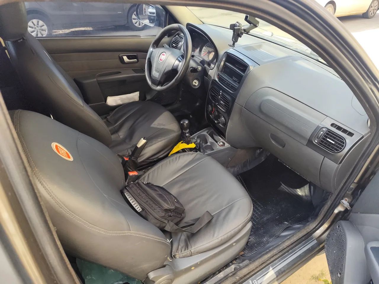 Fiat Strada Working 1.4 MPI Fire Flex 8V CD 2013 - Foto 2