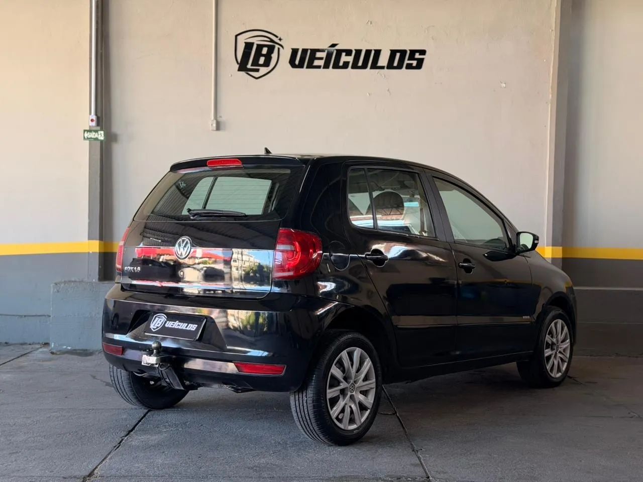 Volkswagen Fox 1.6 MI Total Flex 8V 5P 2014 - Foto 5