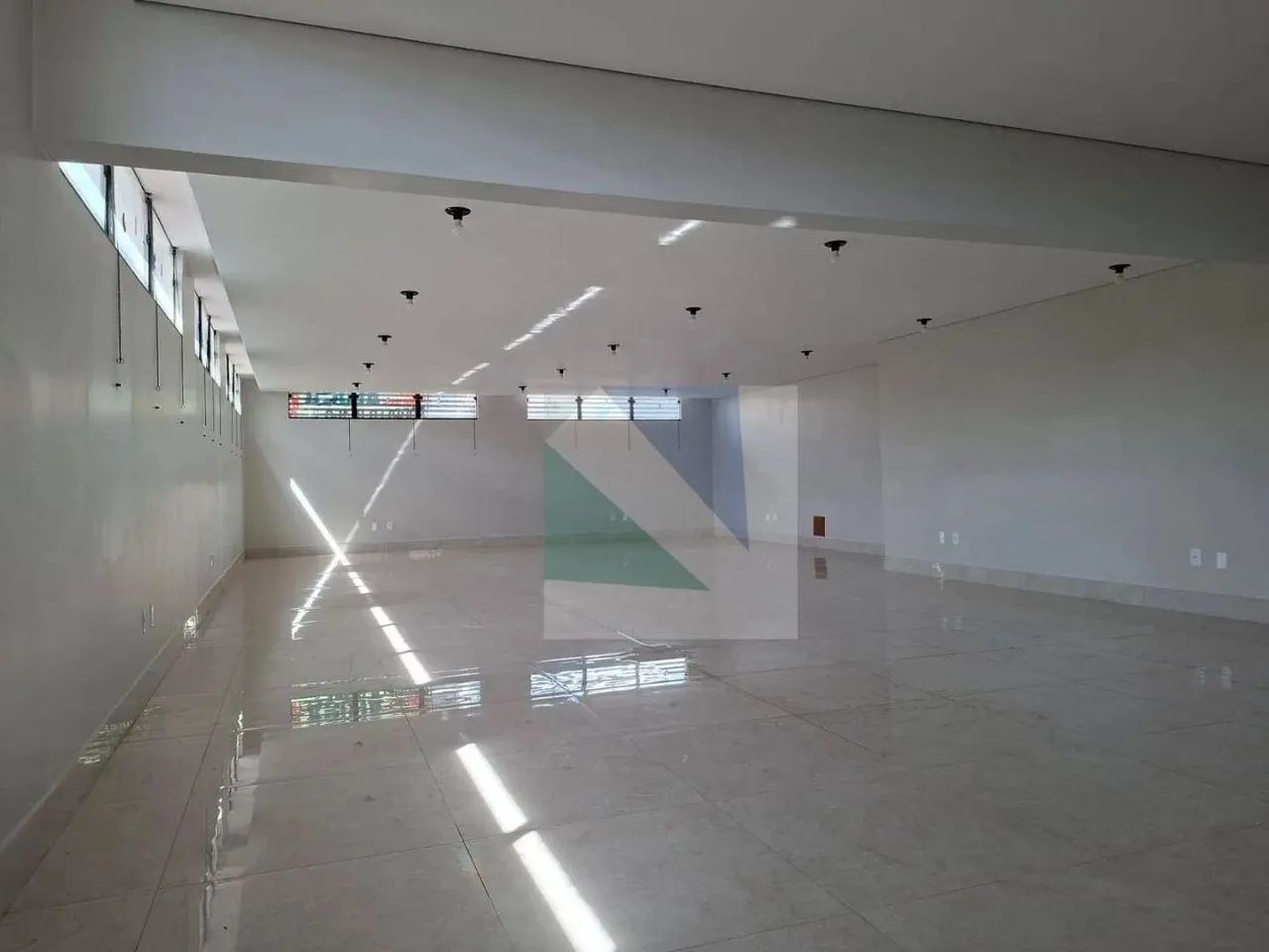 Sobreloja Premium na Quadra 24 Setor Leste Comercial do Gama para alugar, 150 m² por R$ 3. - Foto 2