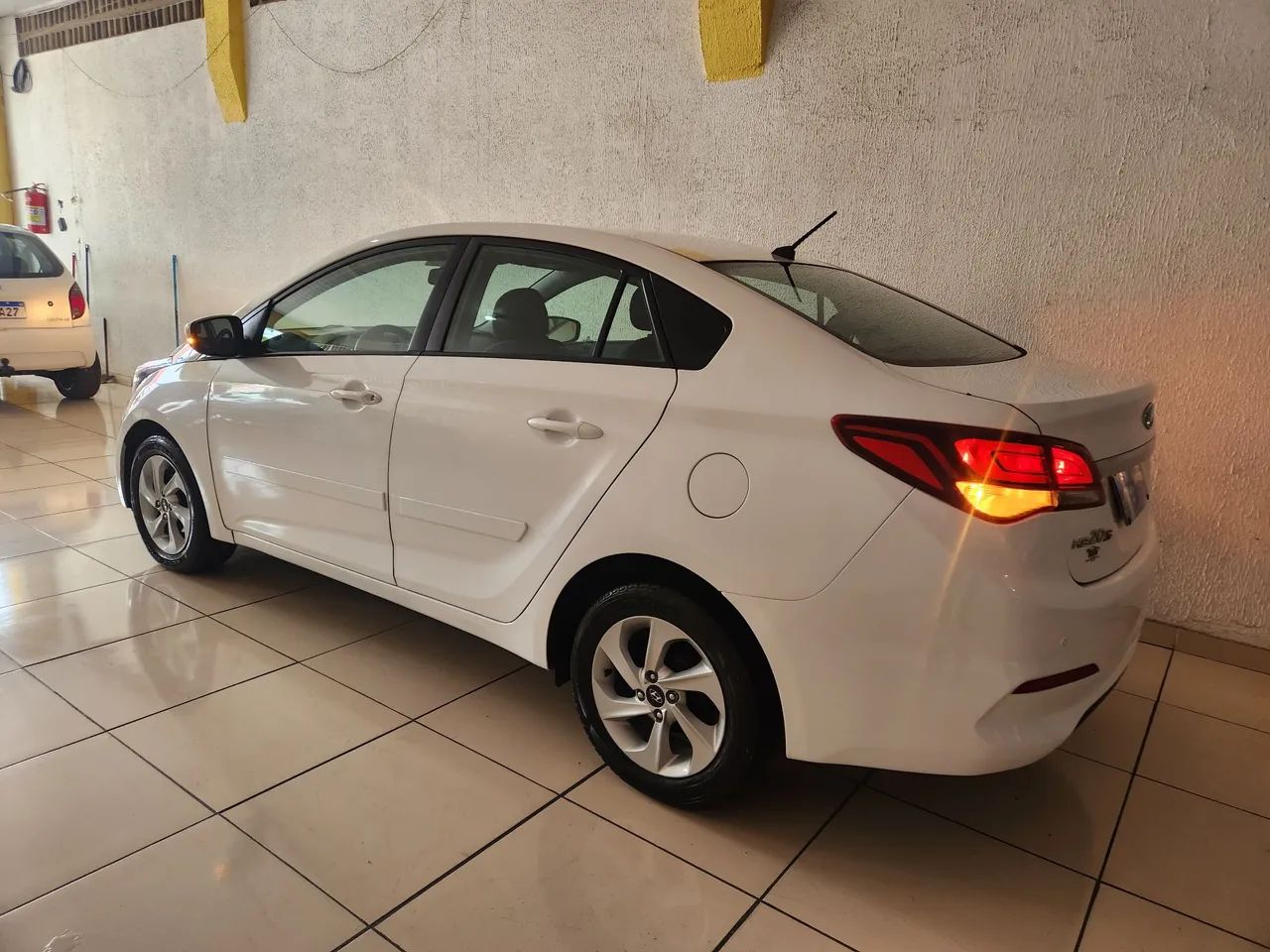 Hyundai Hb20S HB20S C.Style/C.Plus1.6 Flex 16V Aut. 4p 2016