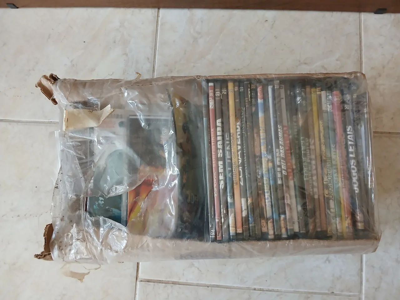DVD Tectoy karaokê + 50 DVD de filmes - Foto 3