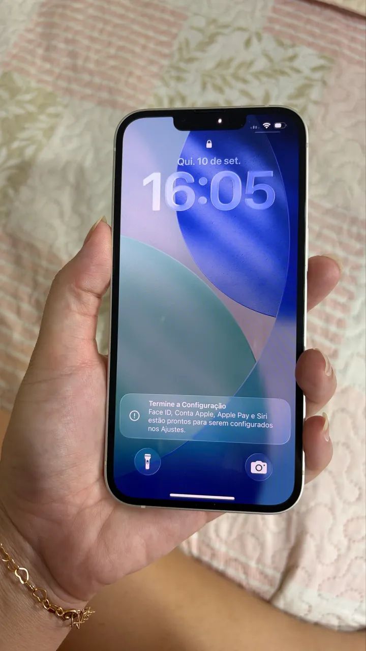 iPhone 13