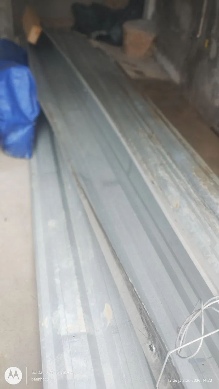 Vendo 5 telha de 6 metros usadas - Foto 2