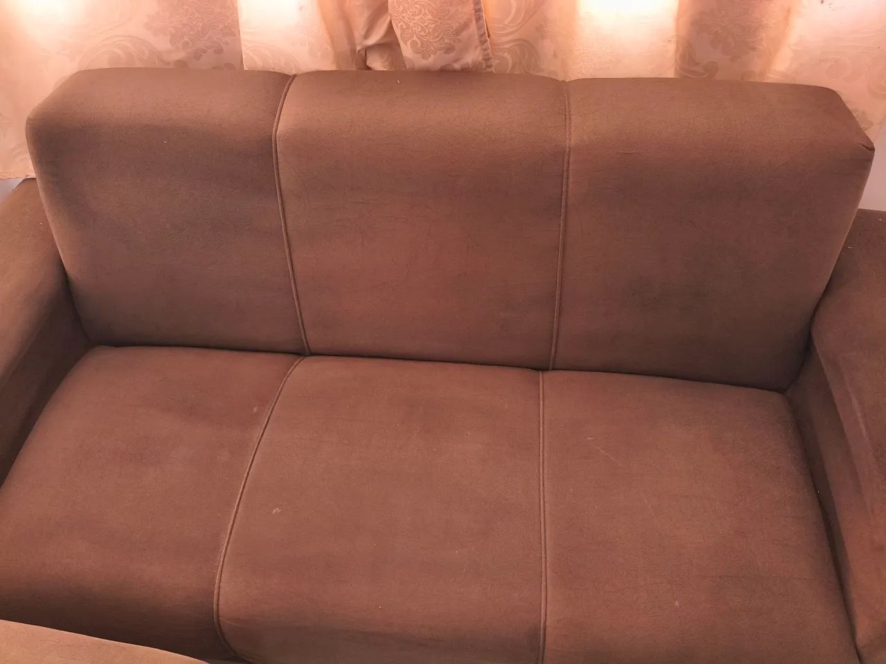 Vendo sofá usado , em bom estado. Vendo o par . - Foto 3