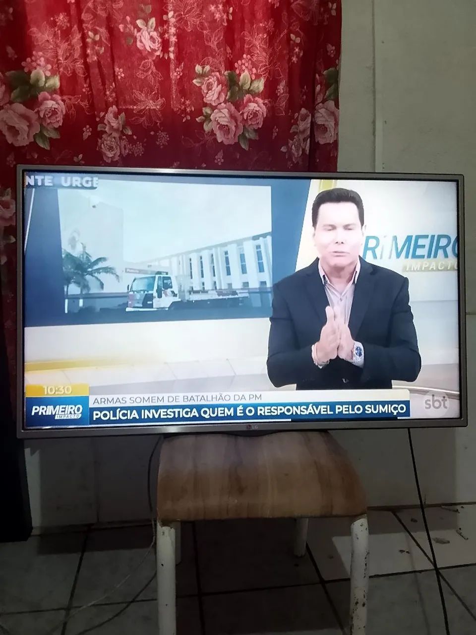 Televisão LG 42 polegadas semi nova  - Foto 3