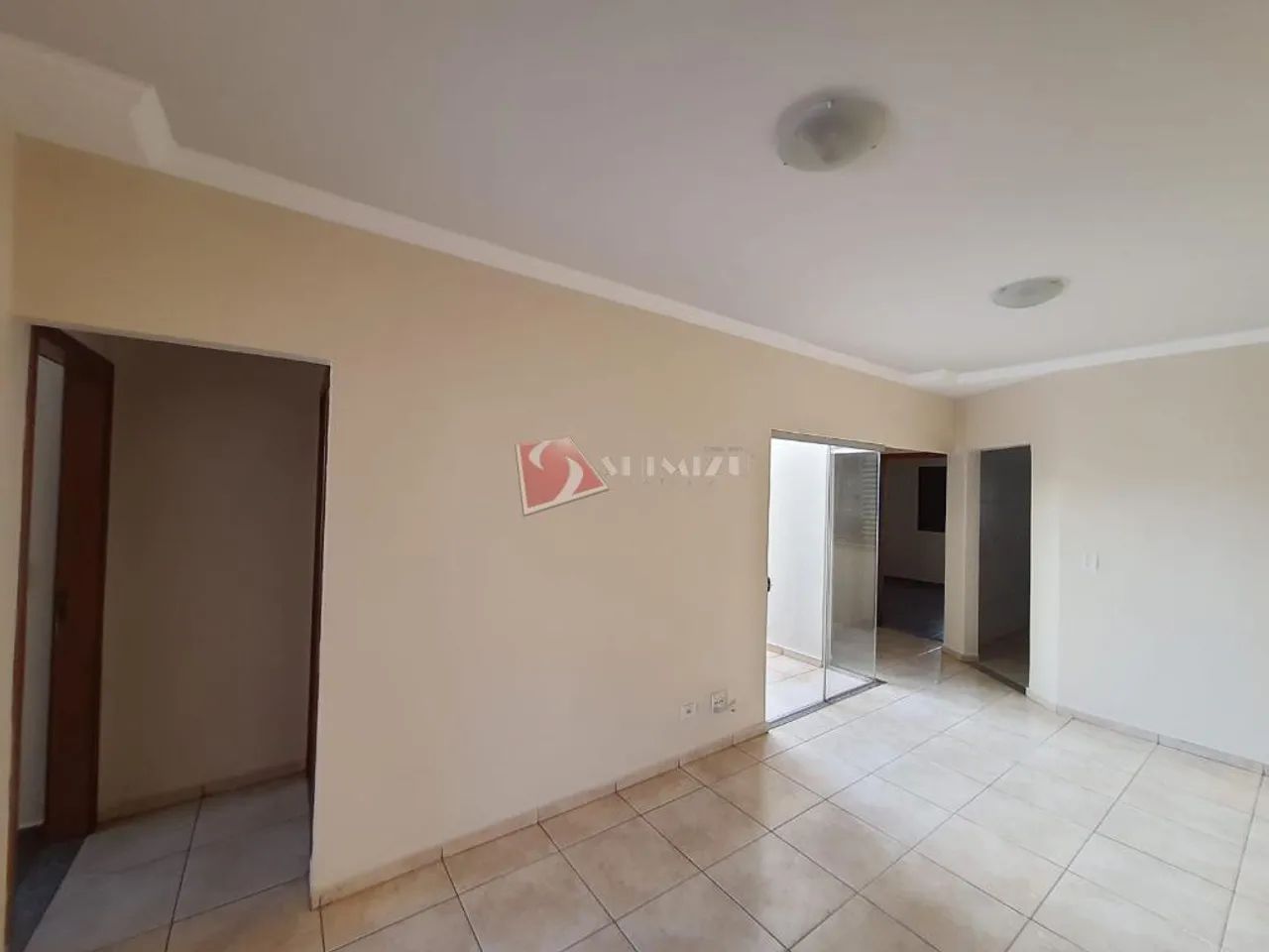 Casa para alugar em Maringá, Jardim Paris, com 3 quartos, com 113 m² - Foto 5