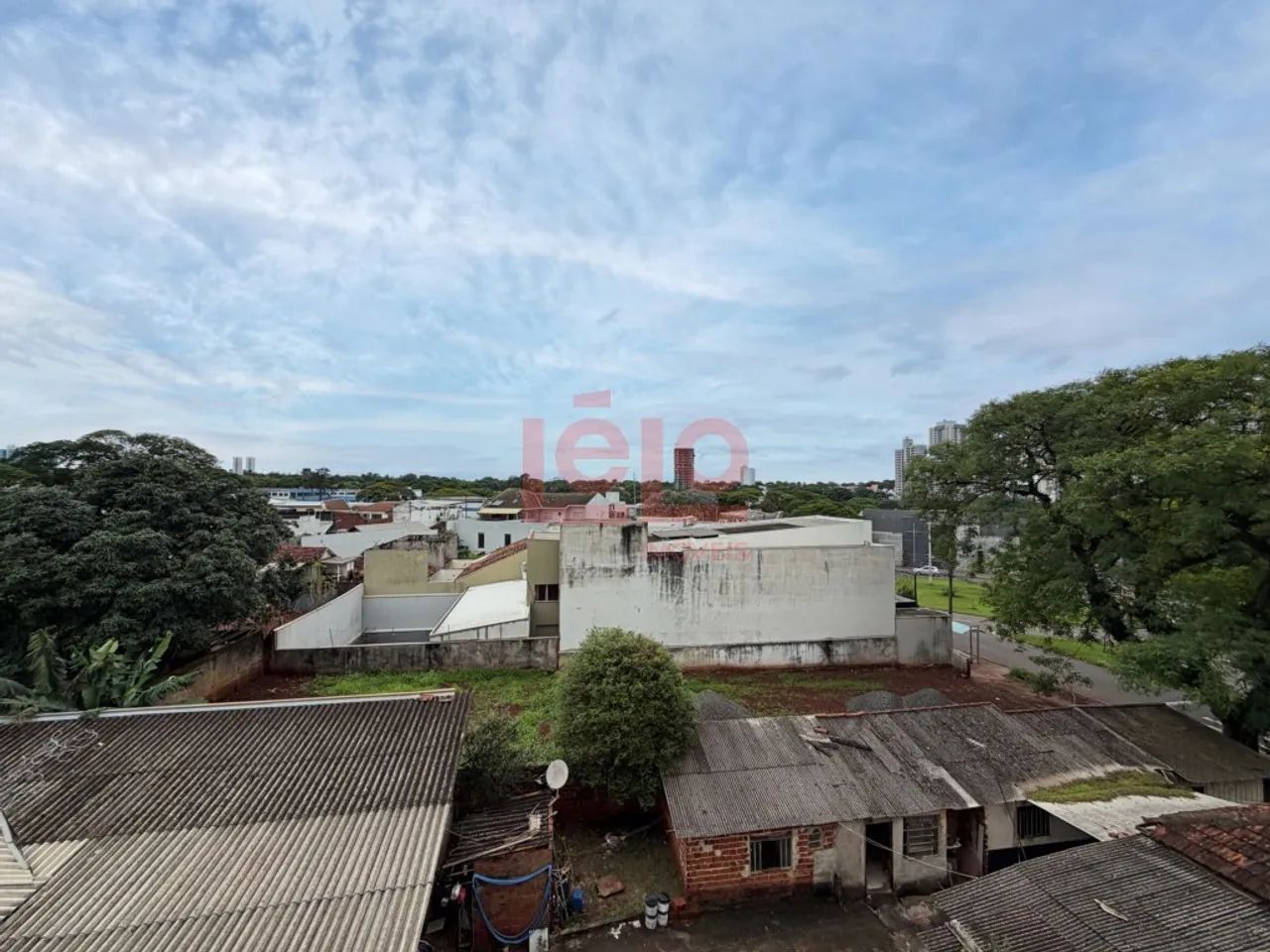 Apartamento para locação no Edifício Platinum com suíte, cozinha planejada e garagem cober - Foto 5