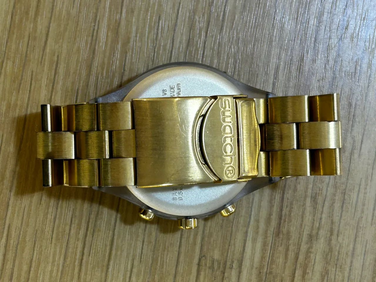 Relógio Swatch Irony Full Blooded Dourado Svck4032g - Foto 3