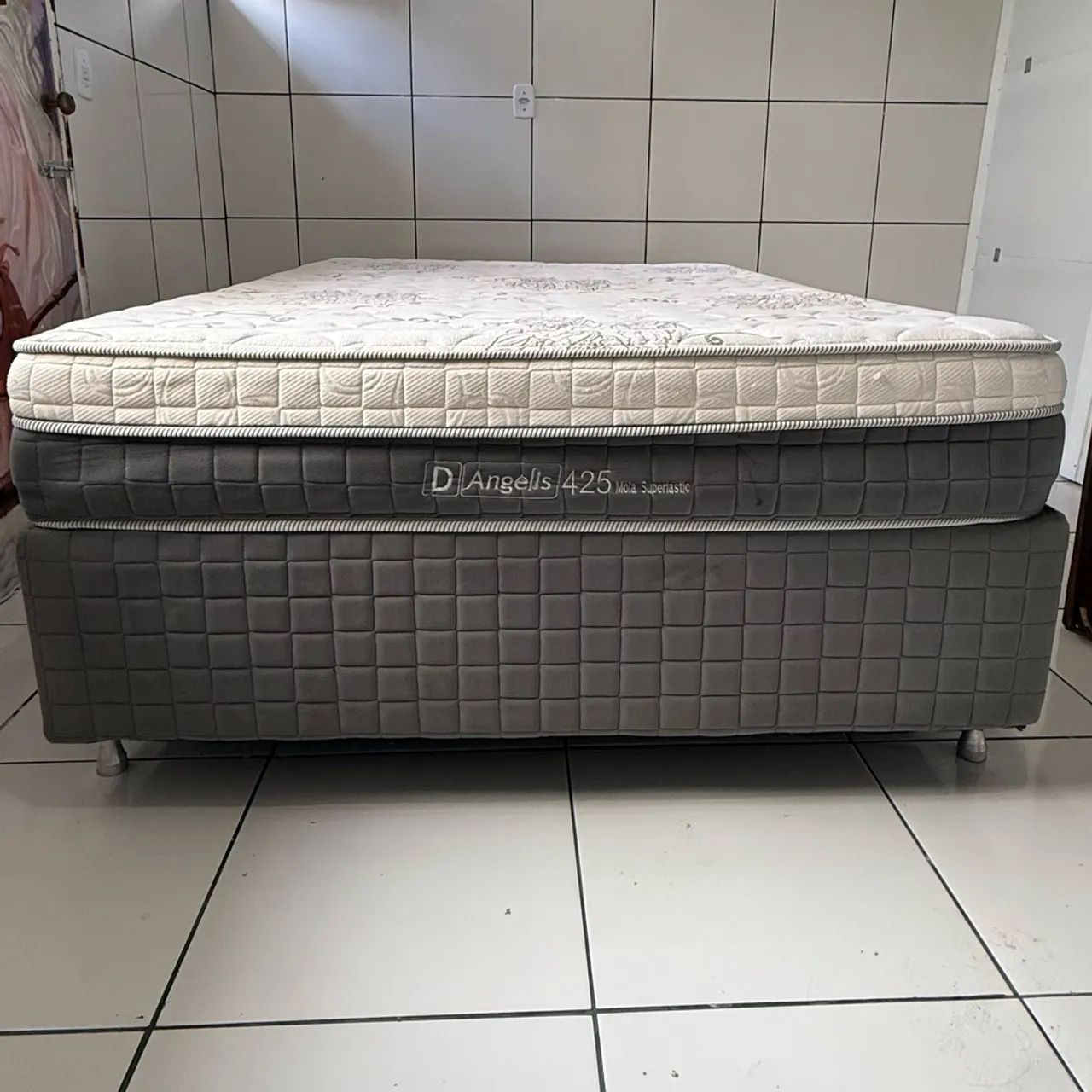 Cama de casal - colchão + base