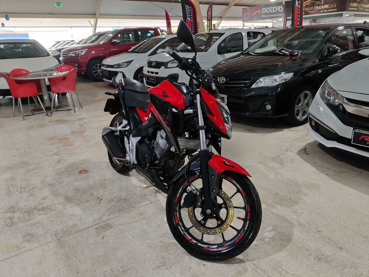 CB300 TWISTER 2023