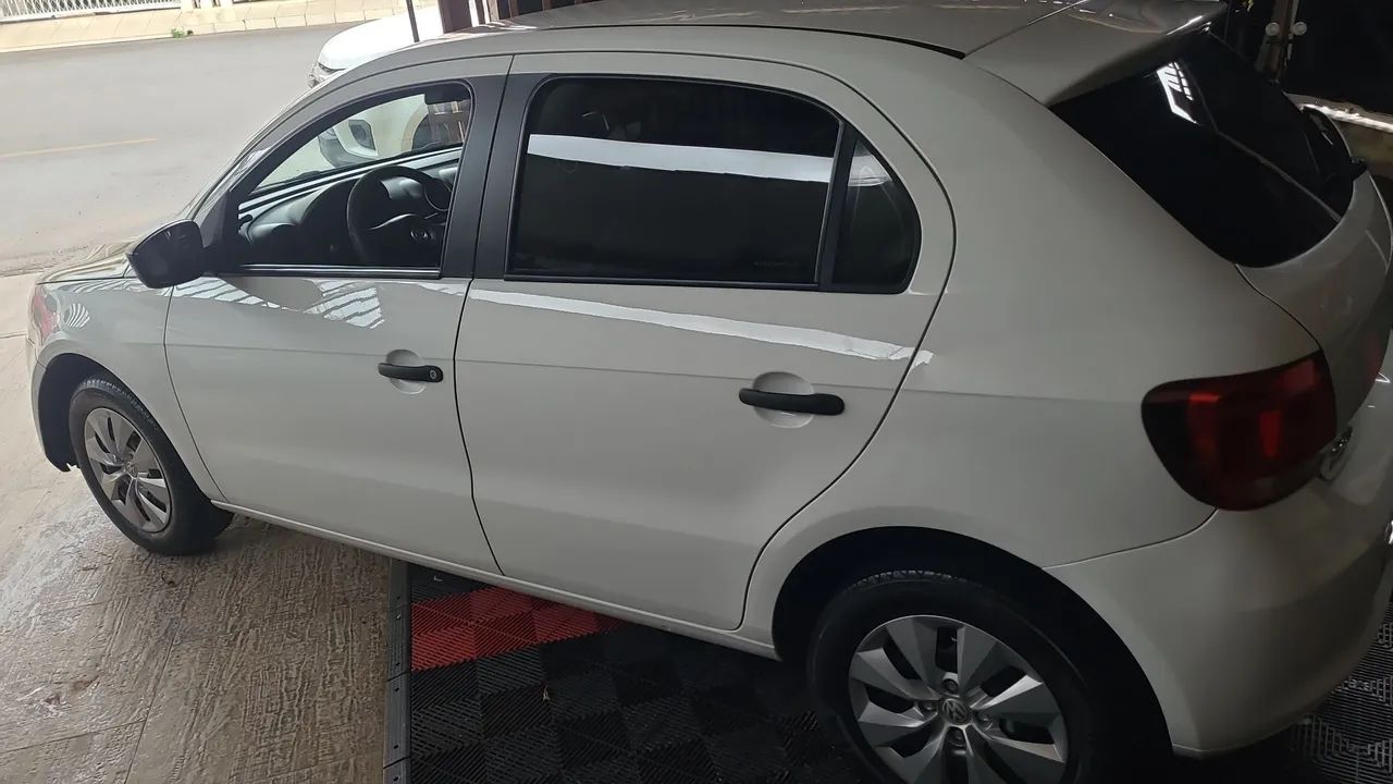 Volkswagen Gol Geração VI 1.0 8V MI Total Flex Mec. 4P 2014 - Foto 2
